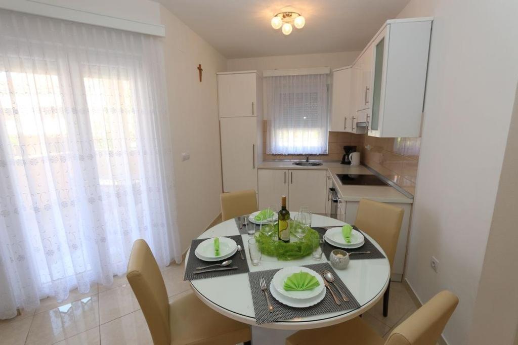Guesthouse Медулин Екстериор снимка